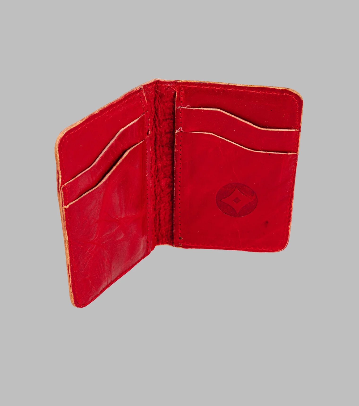 Minimalist Leather Wallet - Image 11